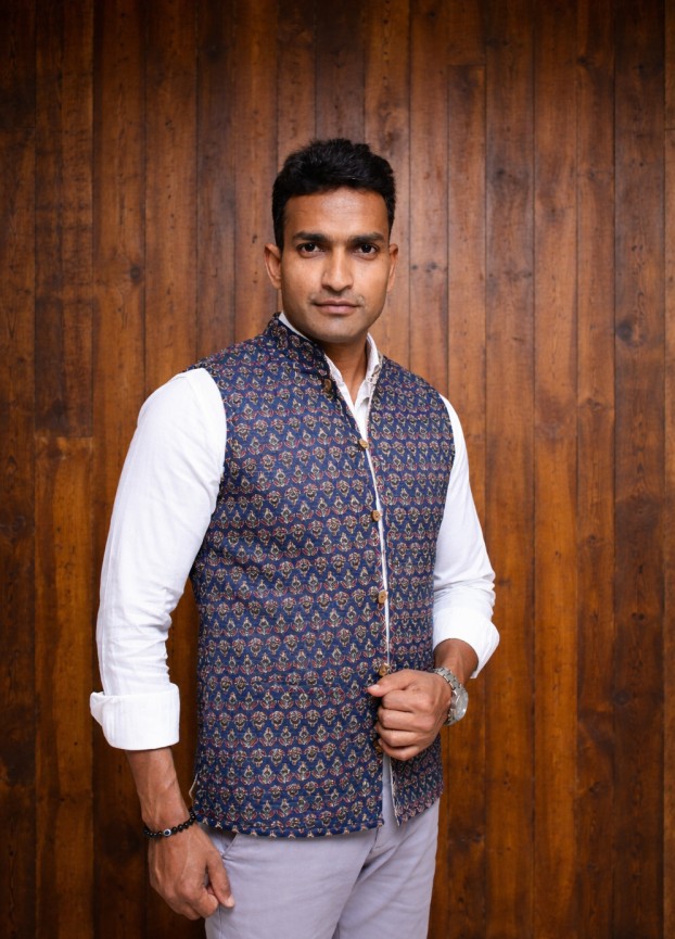 Silk & Cotton Quilted Reversible Jacket - Image 3